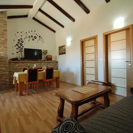 Manda Apartman Rovinjsko Selo